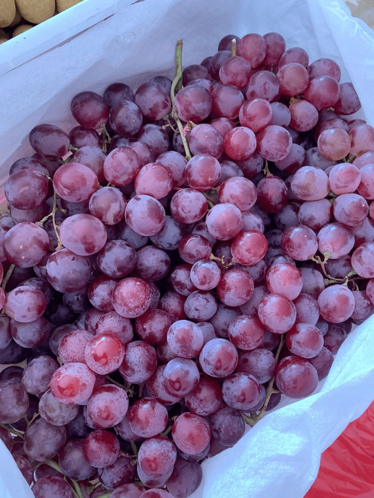 Black Grapes — fresh delivery across Scotland by RM Mangoes